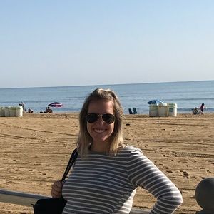 Meet your Posher, Lindsay